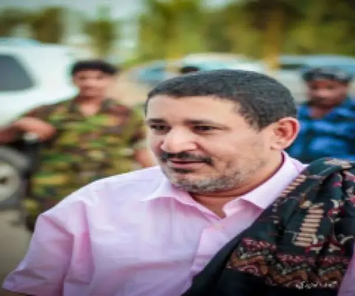 “عدن تبكي… رحيل رجل لم يحمل بندقية، لكنه حرّك جيوشاً!” من الحراك السلمي إلى جبهات التحرير… قصة أديب العيسي...